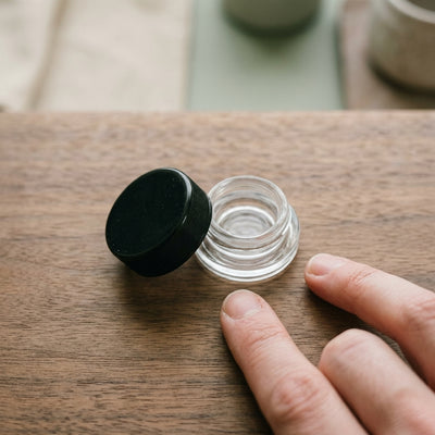 9ml Child Resistant Jar with Black Lids — size reference