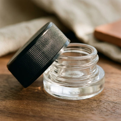 5ml Child Resistant Jar with Black Lids — material and finish detail