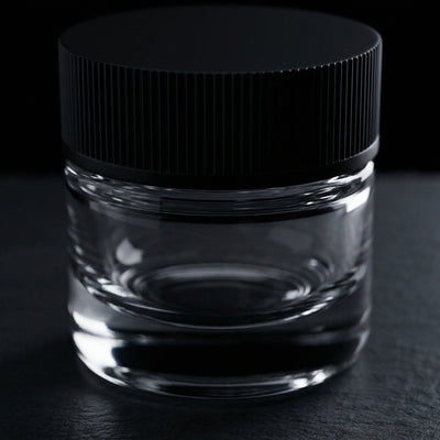 5ml Screw Top Jar with Black Lids — finish and closure detail