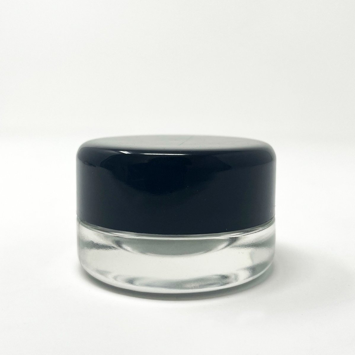 https://kraftandkitchen.com/cdn/shop/products/9ml-round-bottom-child-resistant-glass-jar-with-lids-829056_2000x.jpg?v=1630381384